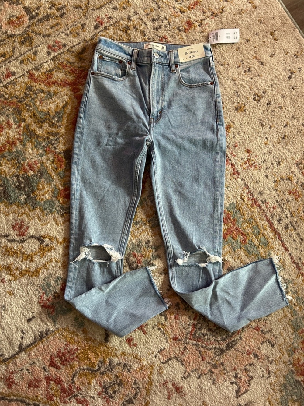 Abercrombie & Fitch Light Wash High-Rise Distressed Women’s Jeans